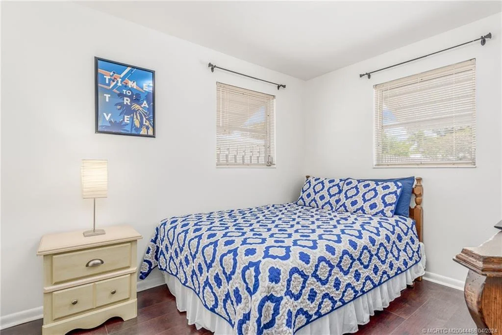 Photo of 413 SE Robalo Court