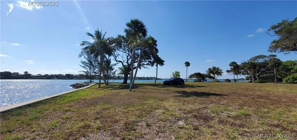 Photo of 4083 SE Old Saint Lucie Boulevard