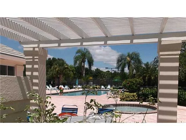 Photo of 7187 SE Bitterroot Circle