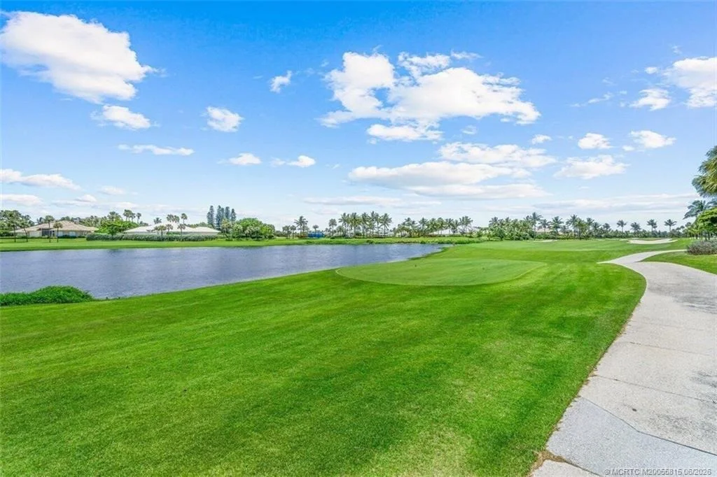 Photo of 2925 SE Dune Drive