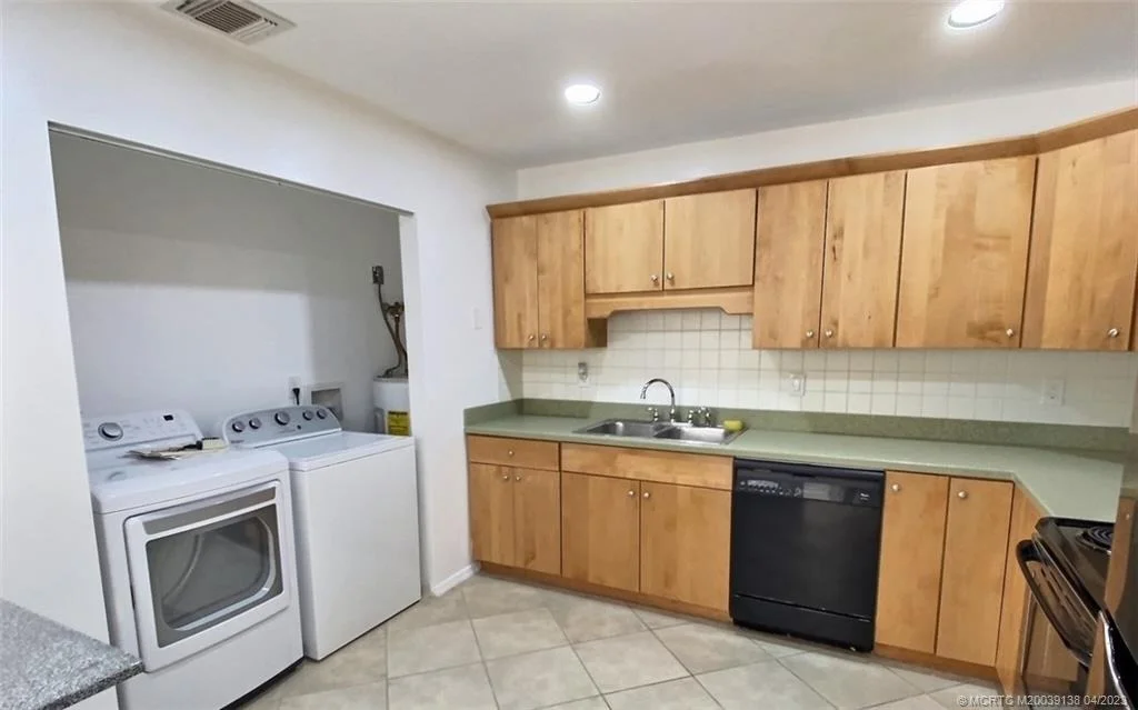 Photo of 3555 SE Cobia Way