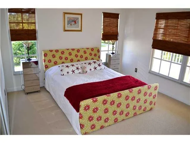 Photo of 2 CASTLE HILL Way