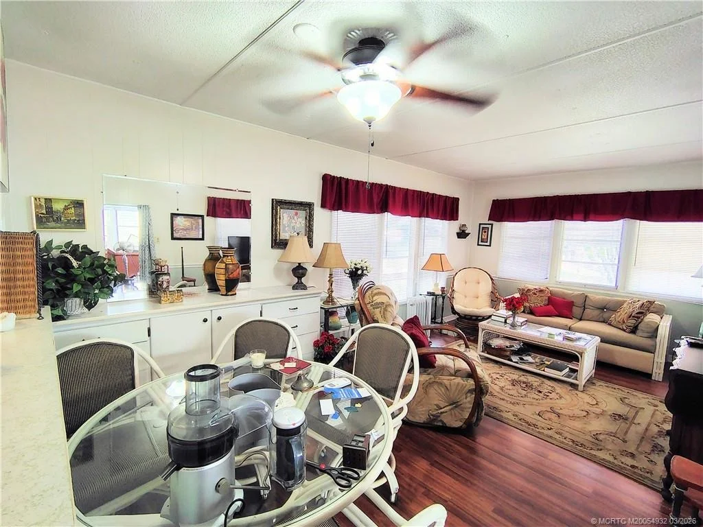 Photo of 2465 SE Penny Lane