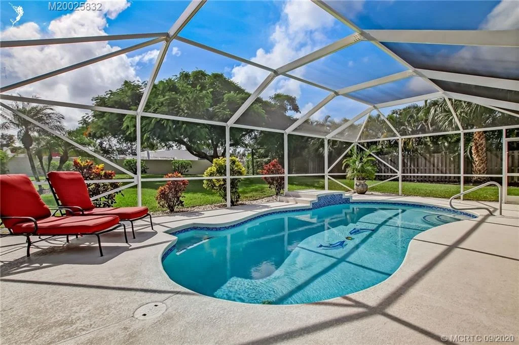 Photo of 3792 SE Fairway W