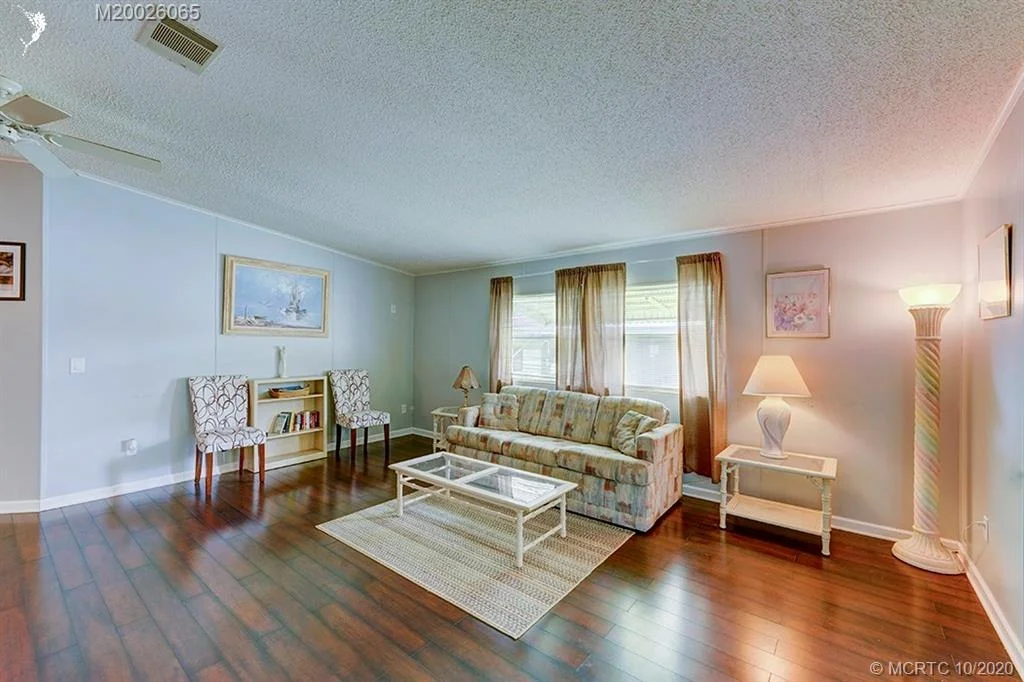 Photo of 2415 SW Olds Place