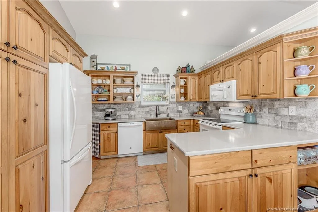 Photo of 27 Aqua Ra Drive