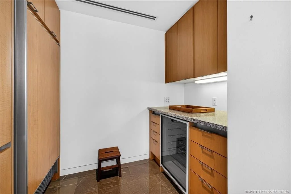 Photo of 7034 SE Harbor Circle