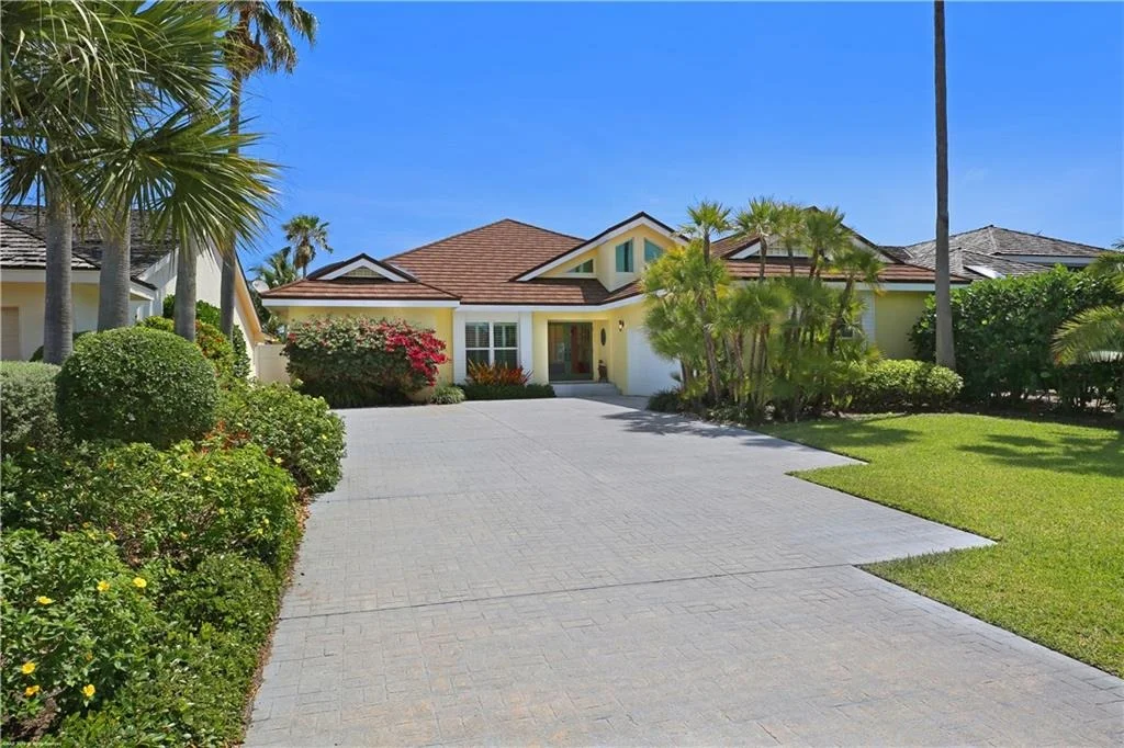 Photo of 6917 SE Harbor Circle