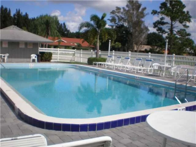 Photo of 3163 SE Quanset Circle