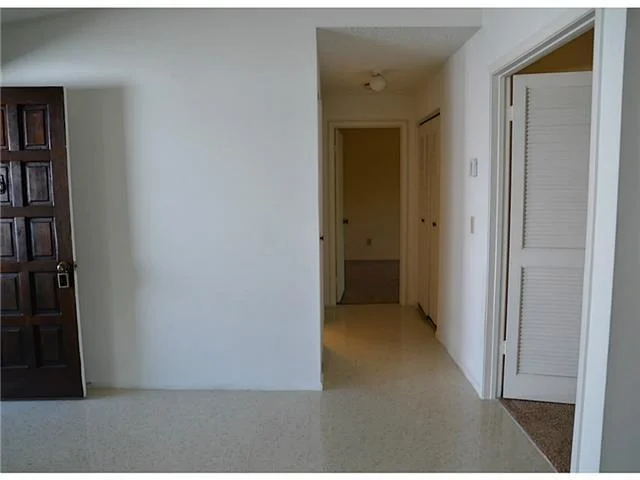 Photo of Unit 210 at 800 NW Fork Road