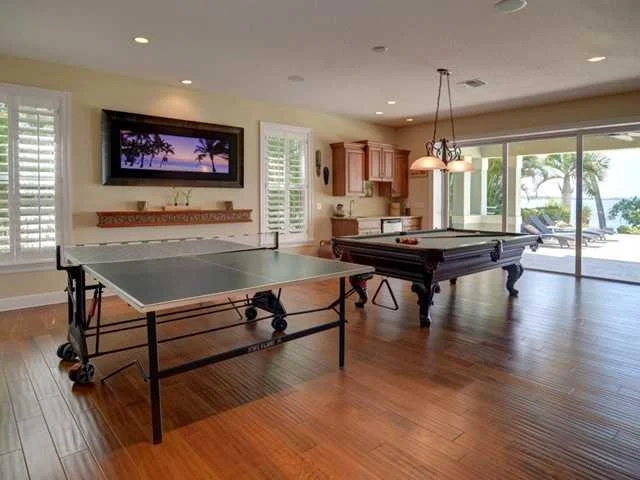 Photo of 621 NW Sunset Drive