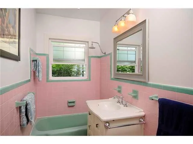 Photo of 439 SE Hibiscus Avenue