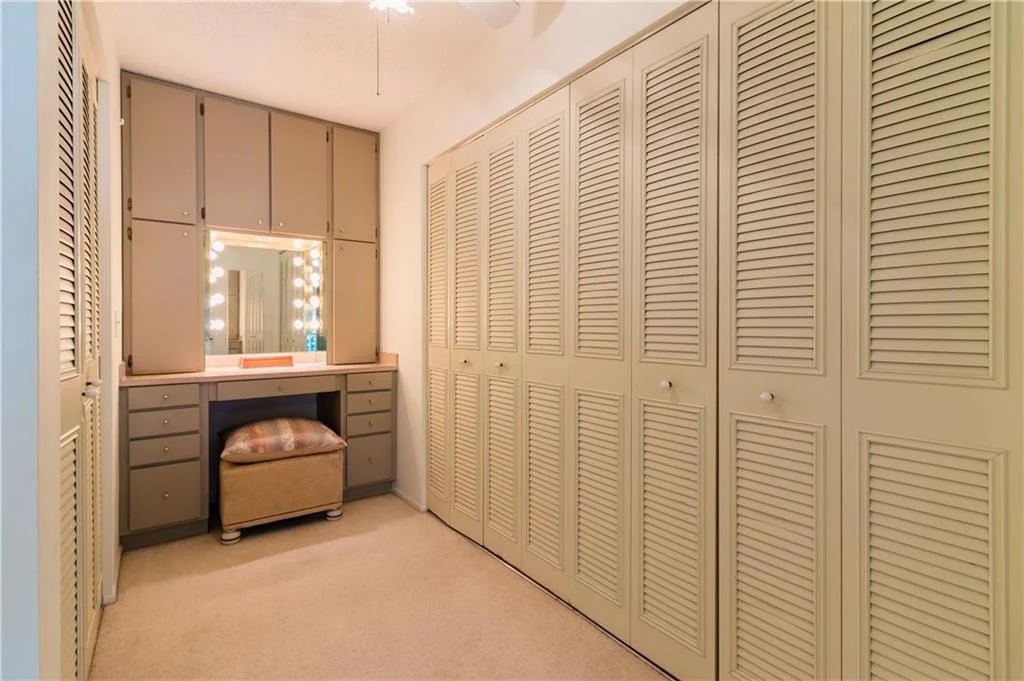 Photo of 2841 SE Fairway W