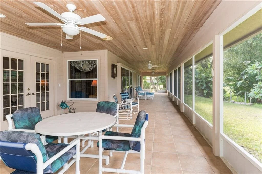 Photo of 143 SW Thrasher Way