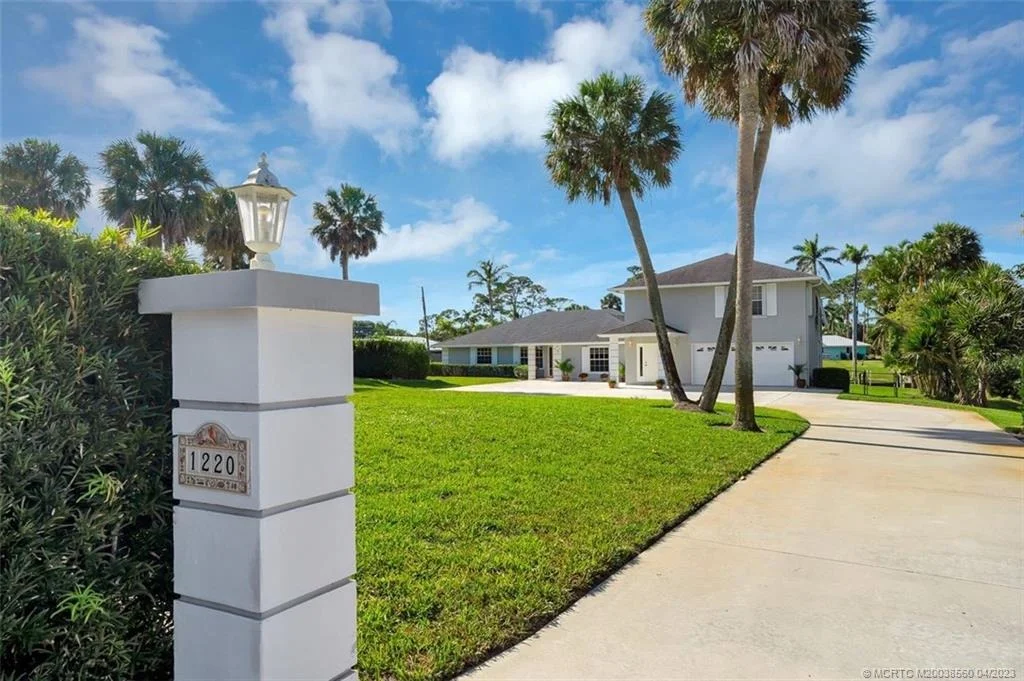 Photo of 1220 SE Ocean Boulevard