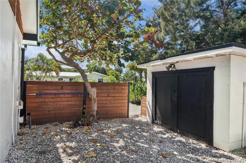 Photo of 1476 NW Pine Lake Drive