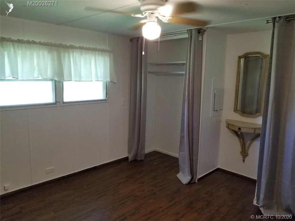 Photo of 132 NE 15th Terrace