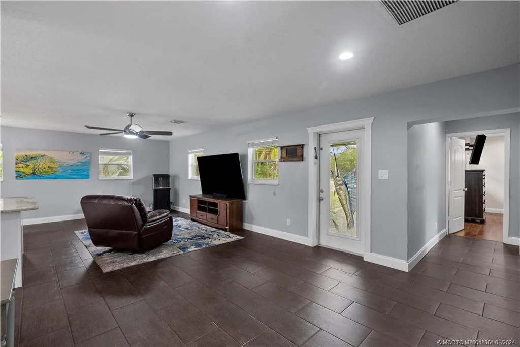 Photo of 4911 Jorgensen Road