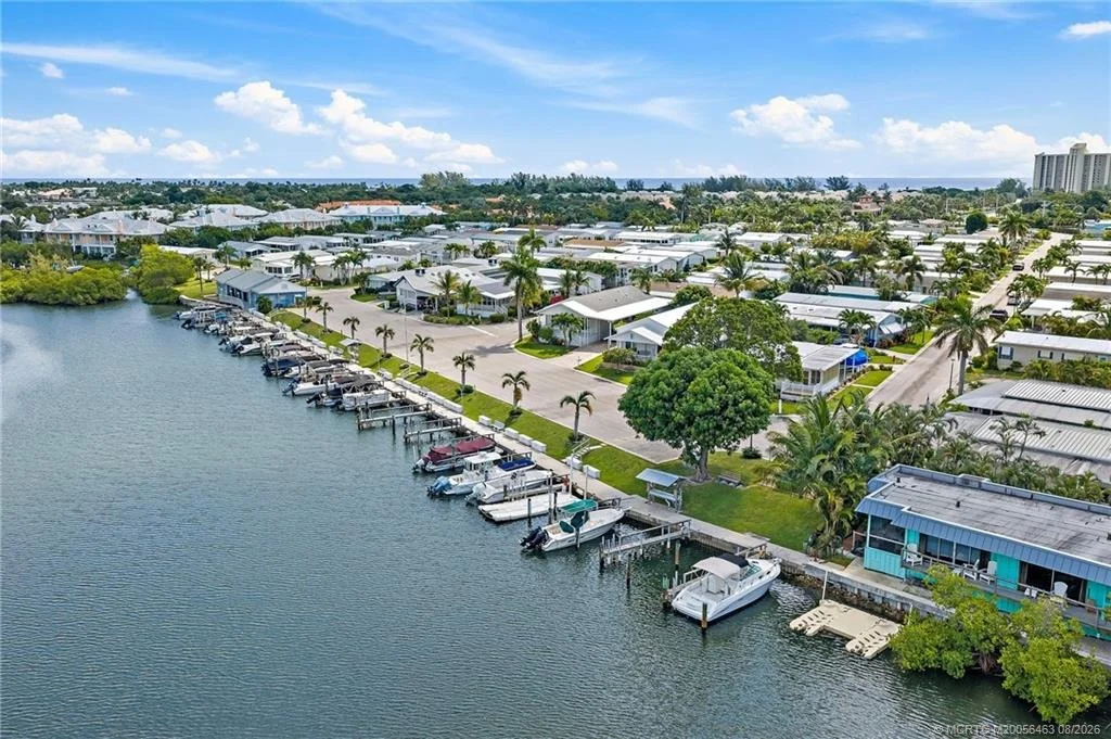 Photo of Unit 33 at 400 N Highway A1a Highway