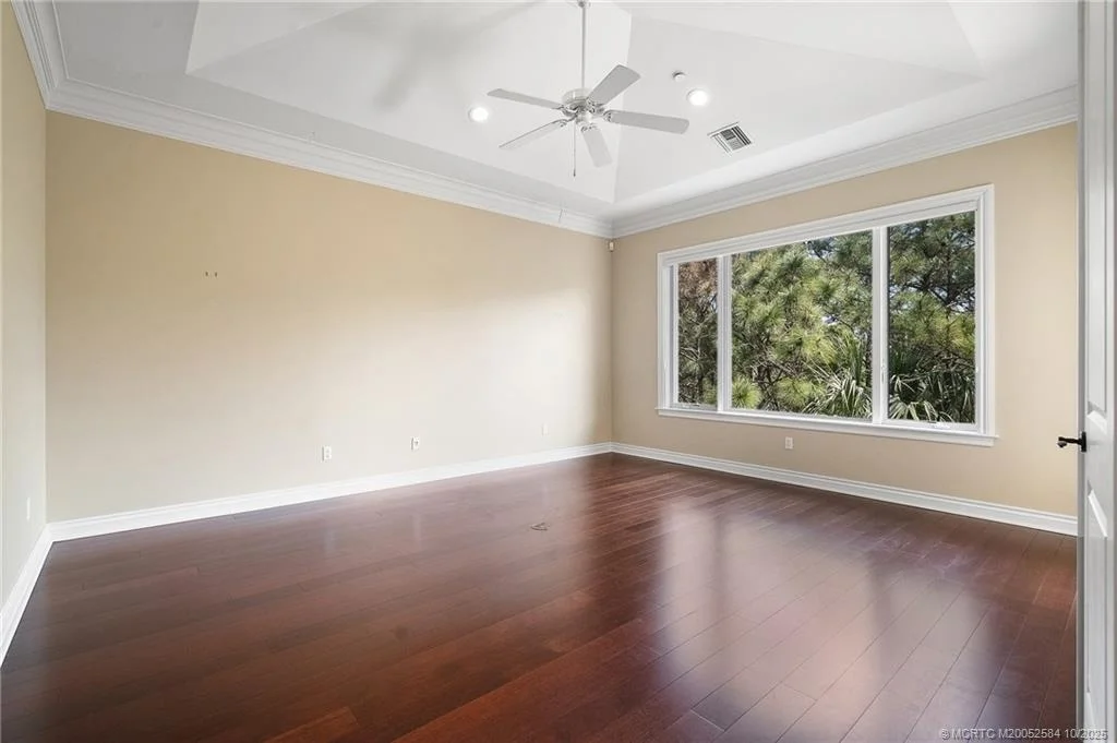 Photo of 960 SE Willoughby Trace