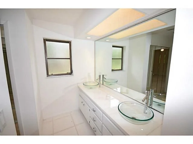 Photo of 3033 SE Quanset Circle