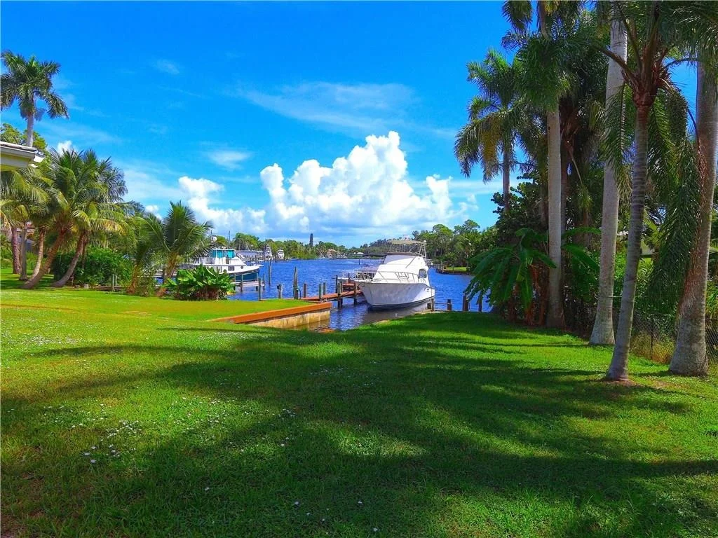 Photo of 3402 SE Inlet Harbor Trail