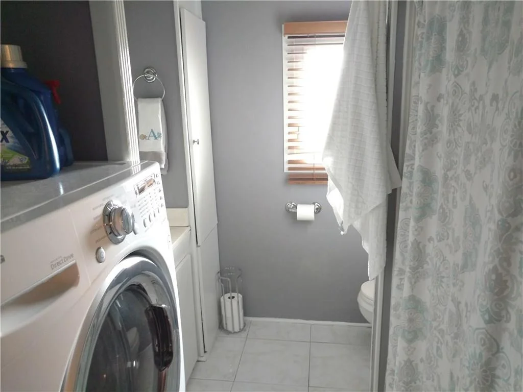 Photo of 2690 SE Penny Lane