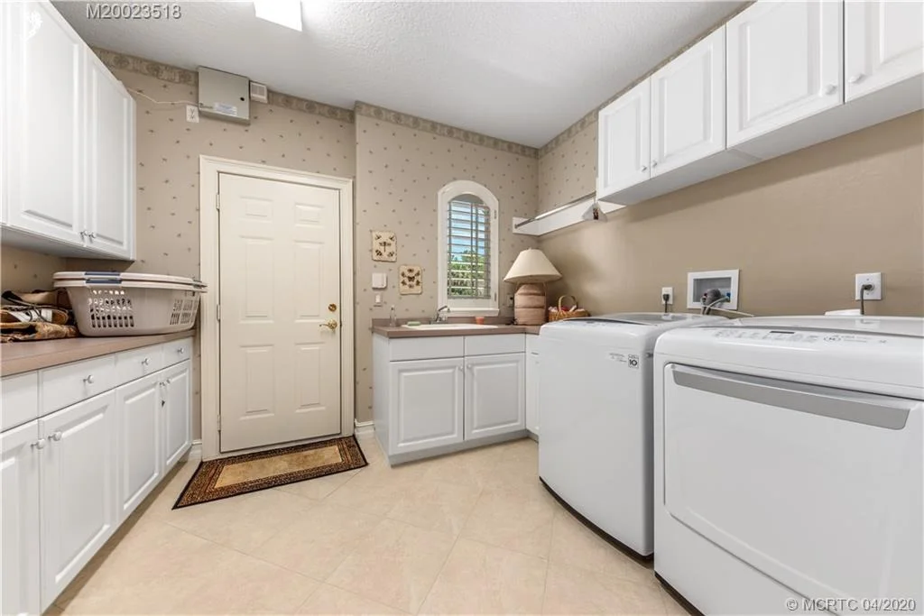 Photo of 1920 SE Colony Way