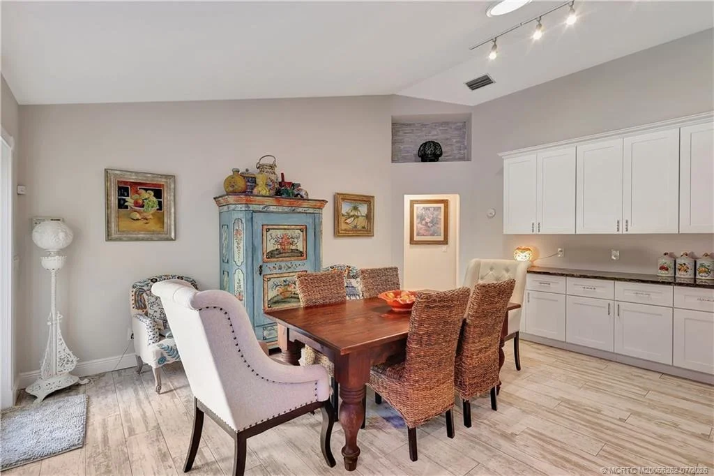 Photo of 1863 NW 22nd Street