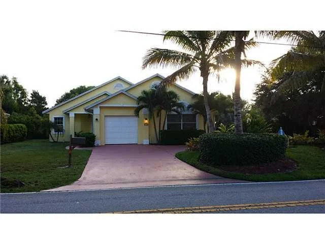 Photo of 2195 SE Saint Lucie Boulevard