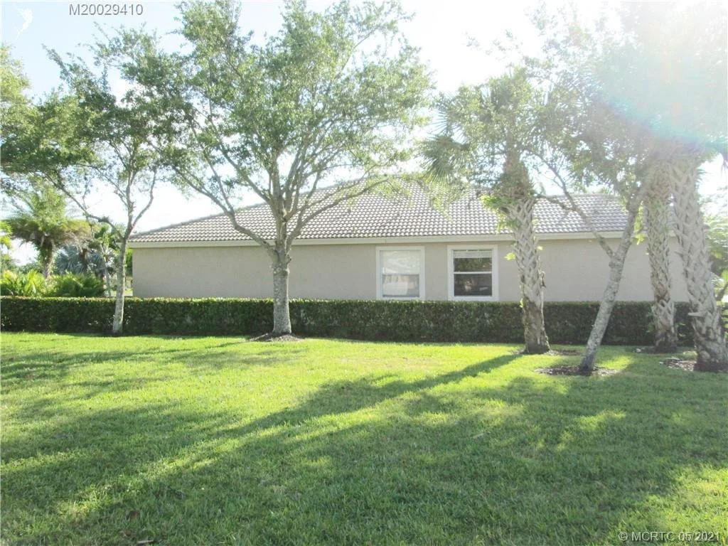 Photo of 1381 SE Legacy Cove Circle
