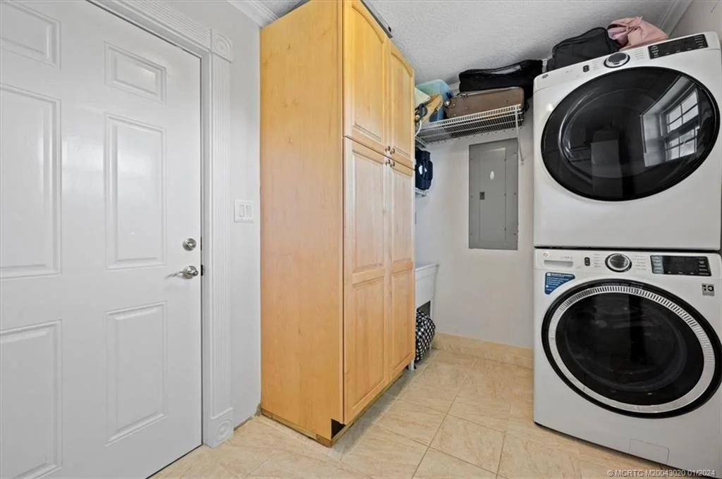 Photo of 1604 Summer Avenue