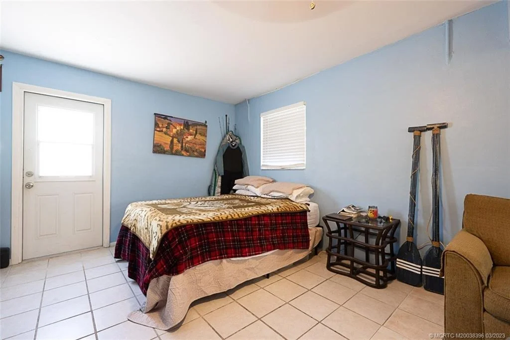 Photo of 6239 SE Lake Circle Drive