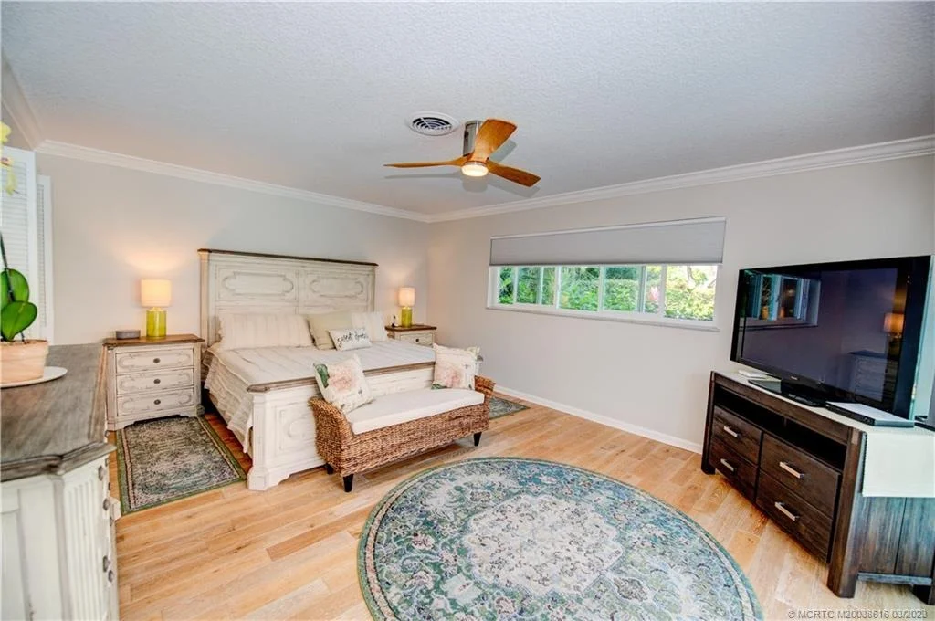 Photo of 3231 SE Fairway W