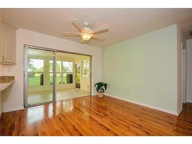 Photo of 3953 SE Fairway East