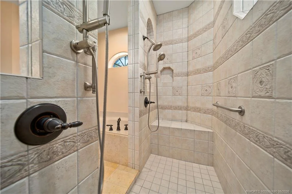 Photo of 4220 SE Rainbows End