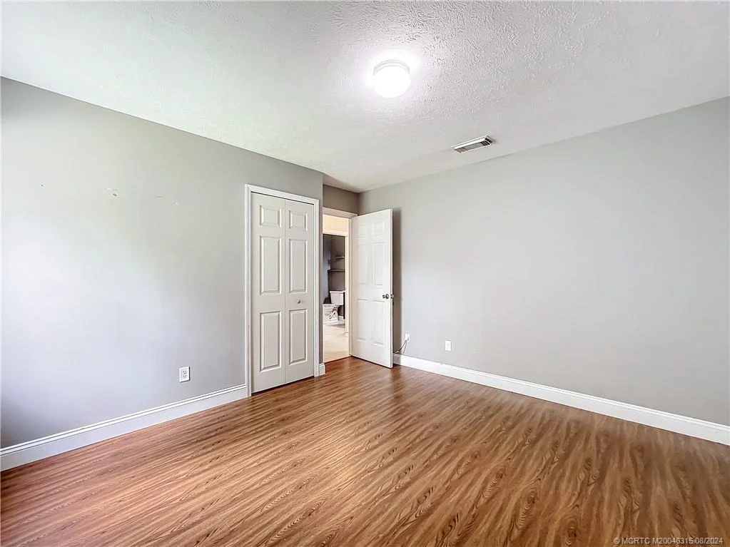 Photo of 5204 Silver Oak Drive