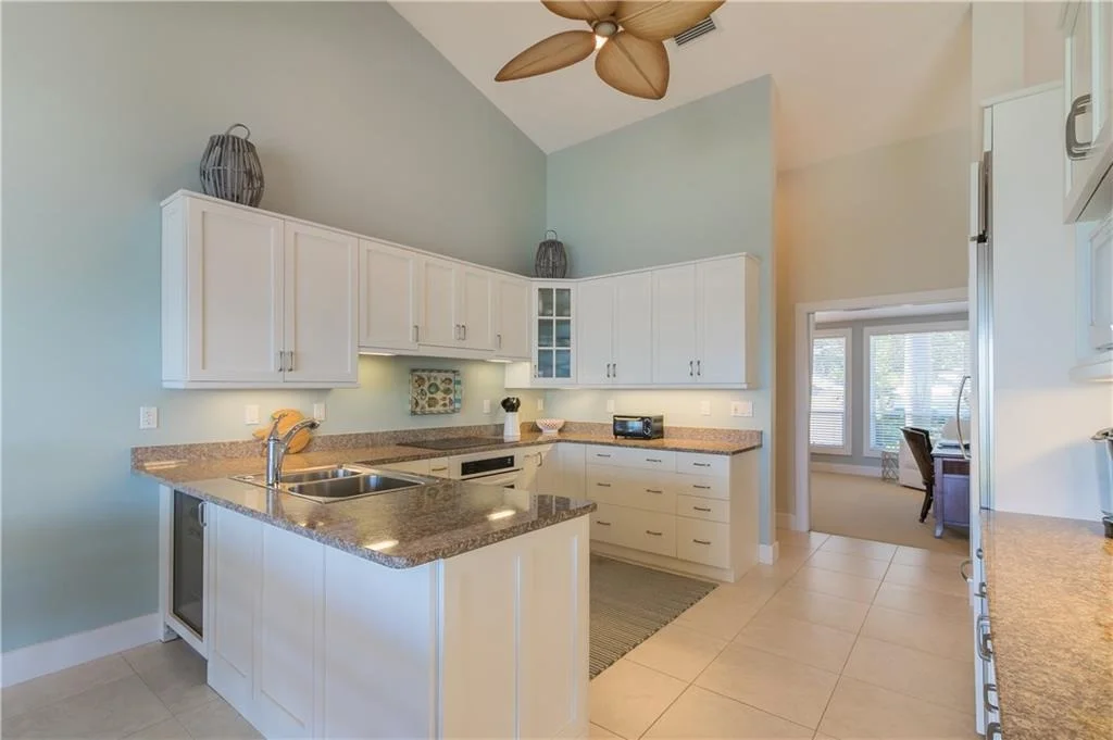 Photo of 14 S Sewalls Point Road