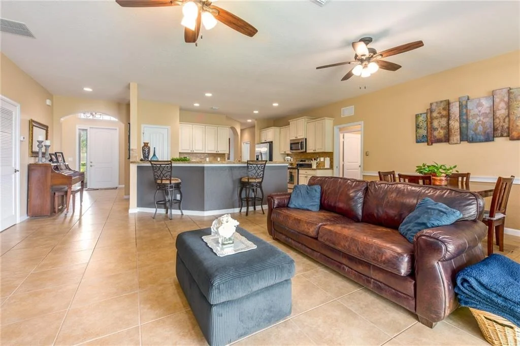 Photo of 1908 NW Waterwillow Way