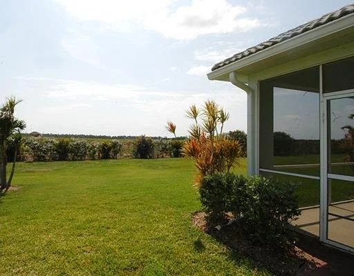 Photo of 671 NW RED PINE Way