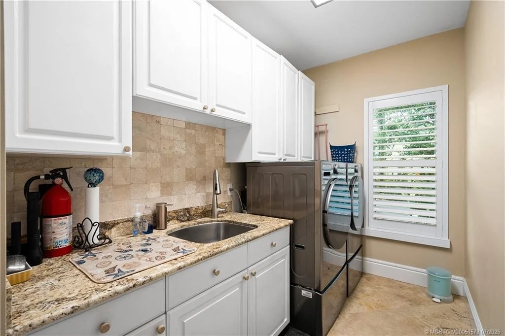 Photo of 1518 SE Cypress Glen Way