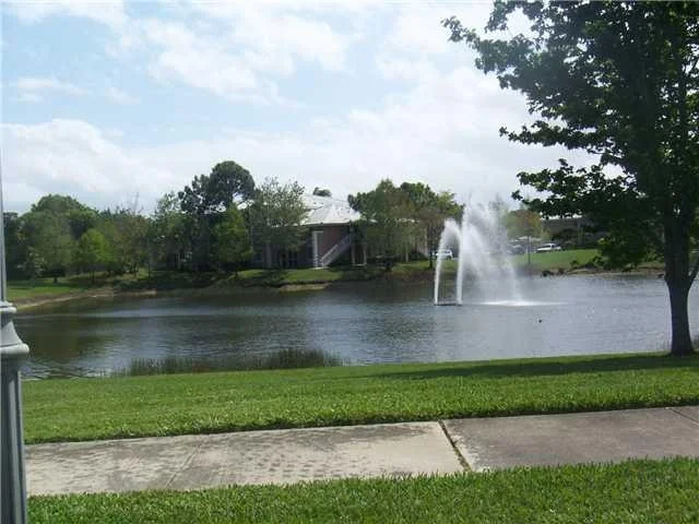 Photo of 974 SE WESTMINSTER Place