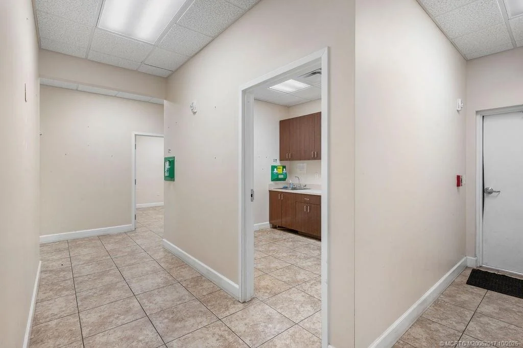 Photo of Unit H at 1713 US Highway 441 N