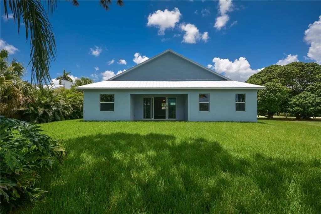 Photo of 2035 NW Fork Road