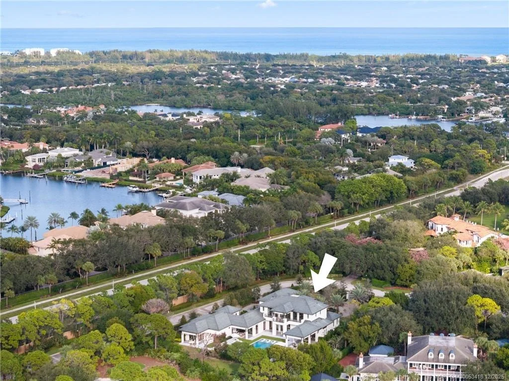 Photo of 210 Bears Club Drive