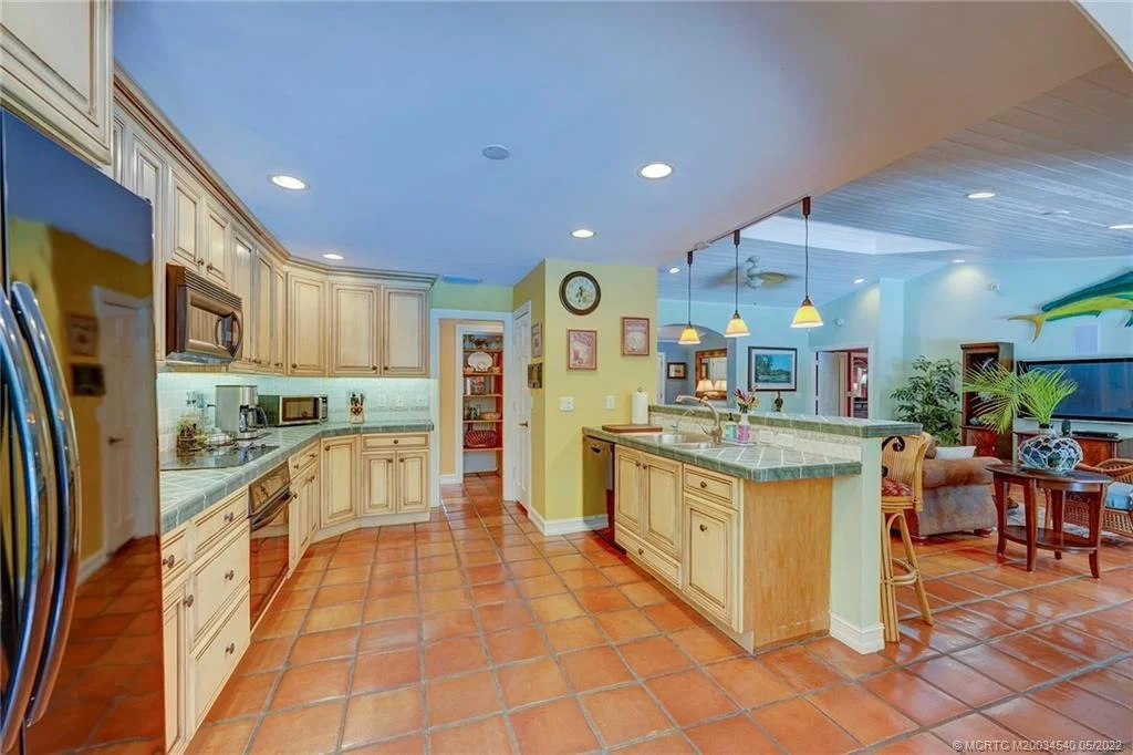 Photo of 3890 SE Quanset Terrace