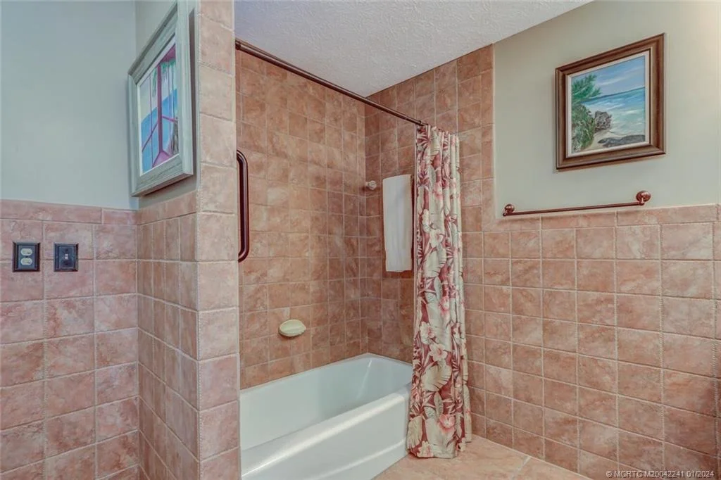 Photo of 3611 SE Fairway W