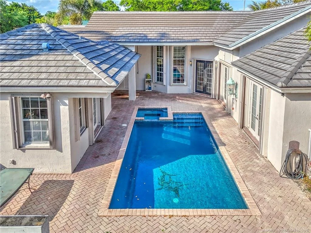 Photo of 8020 Bermuda Point Lane