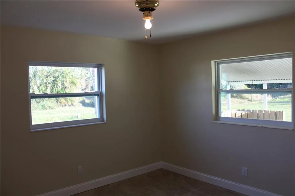 Photo of 2210 NW Sunset Boulevard