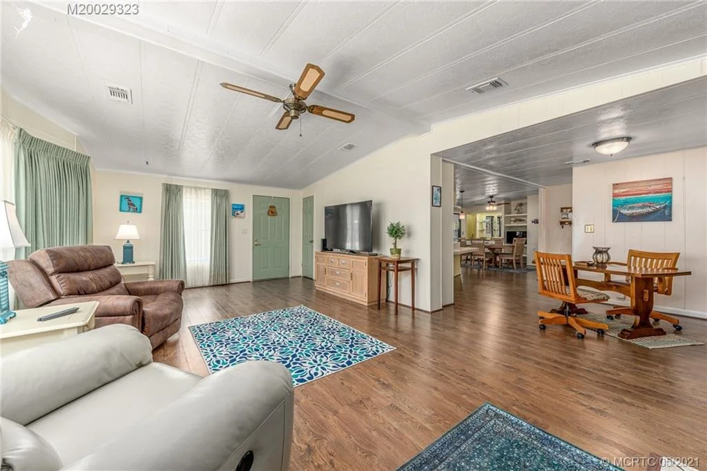 Photo of 2886 SW Thunderbird Trail